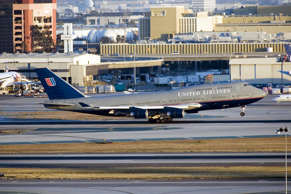 N193UA%20United%20Airlines%20Boeing%20747-400